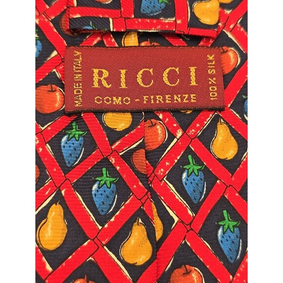 Ricci Como Firenze Mens Necktie 100% Silk Made In Italy Red with Fruit Design - Picture 4 of 7